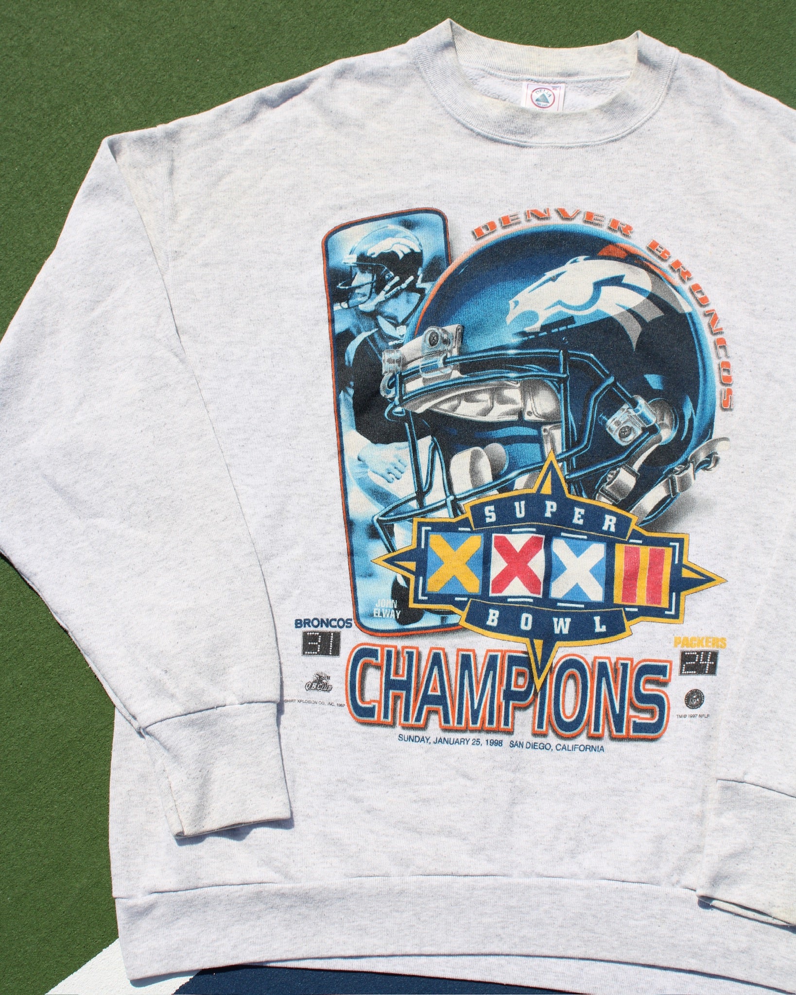 Evi11 Twin Vintage - Denver Crewneck