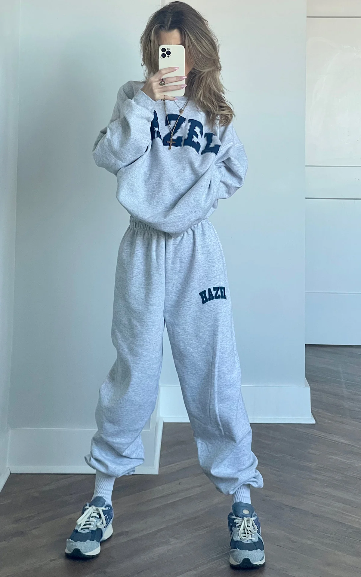 The Capri Sweatpants // Grey & Navy - Image 3