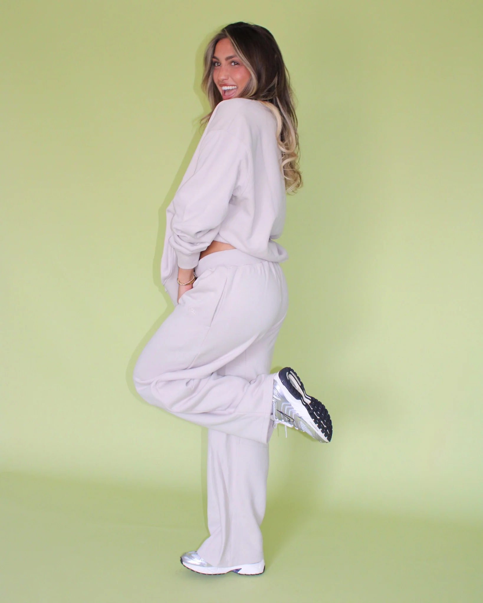 The HZL Bambi Barrel Pants - Image 2