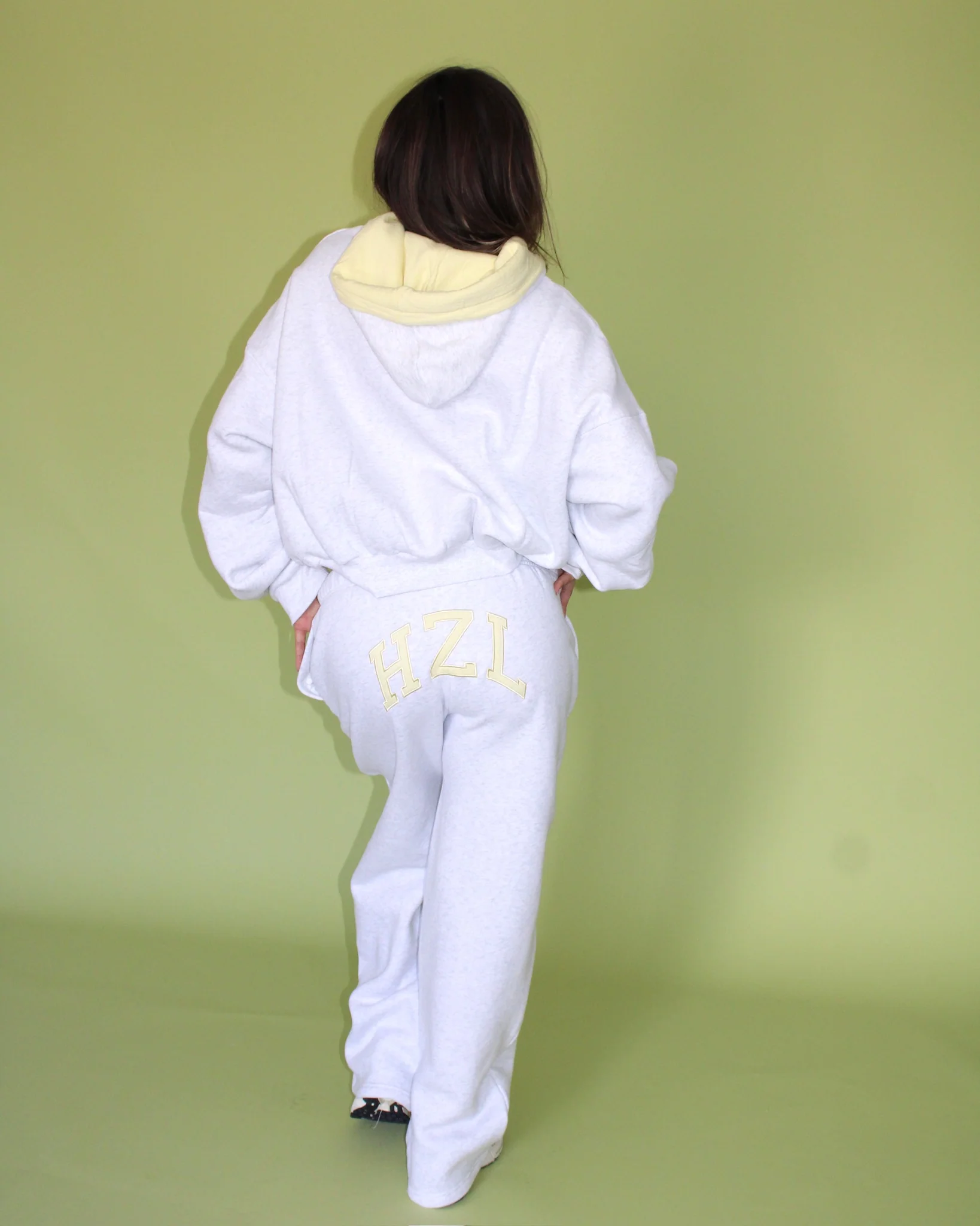 The HZL Goldie Sweatpants - Image 3