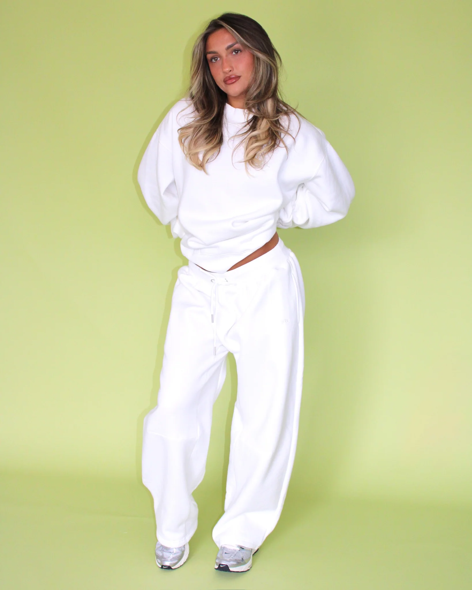 The HZL Pearl Barrel Pants - Image 4