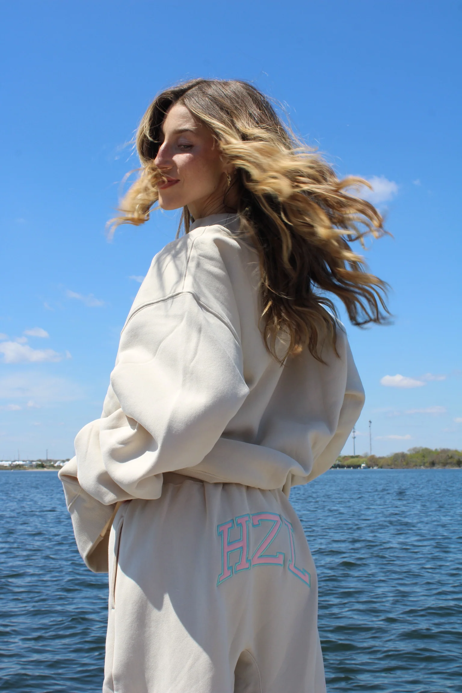 The HZL Sally Barrel Pants - Image 3