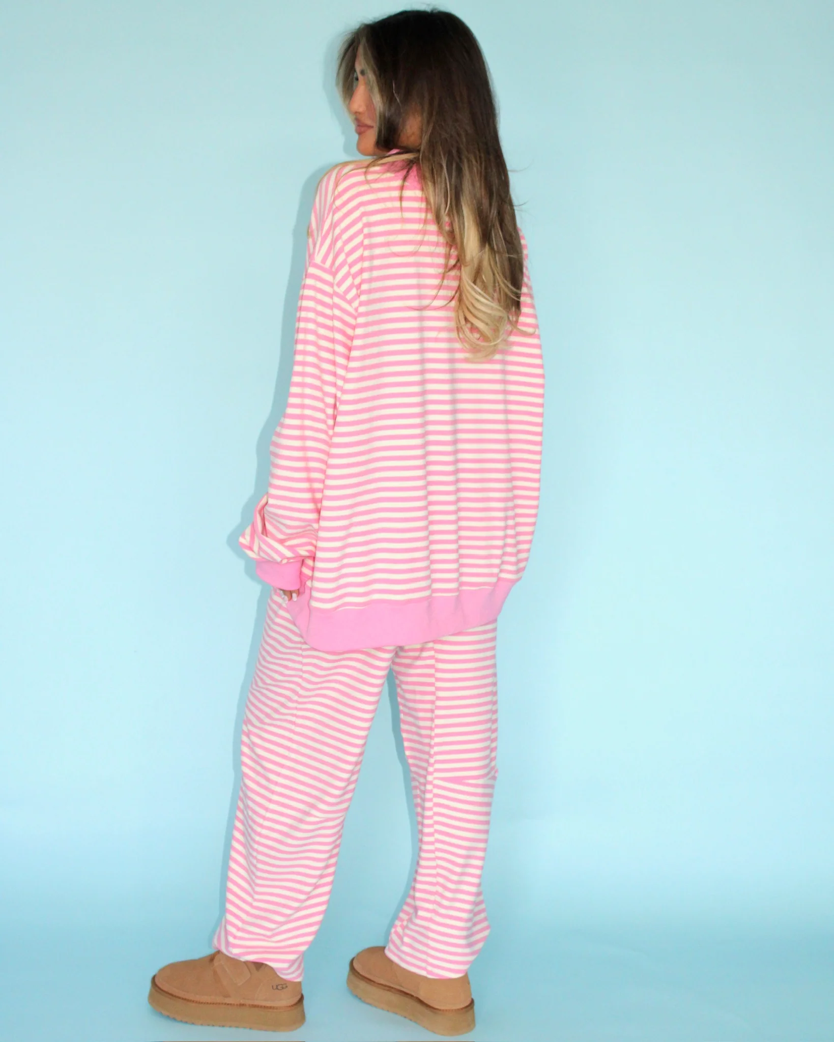 The HZL Sunday Brunch Barrel Pants // Strawberry Milk - Image 3