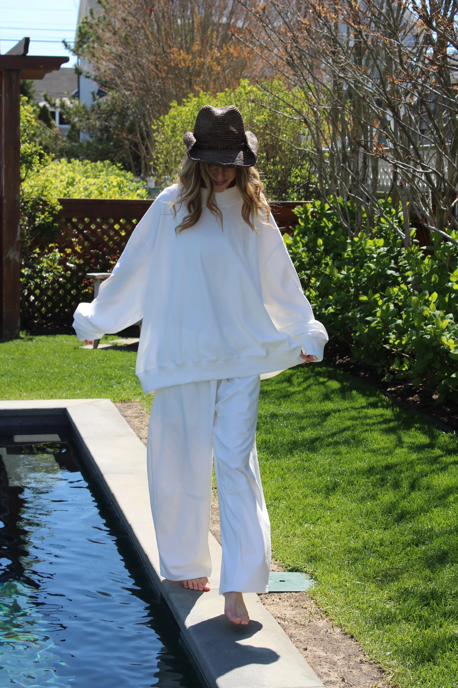 The Sunday Brunch Barrel Pants // White - Image 3